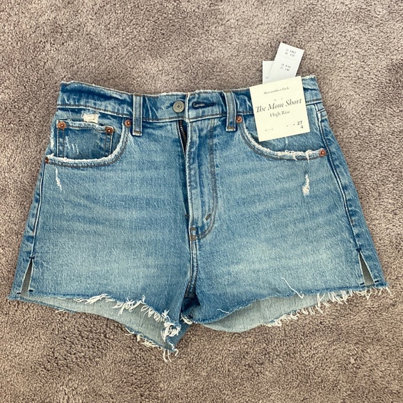 abercrombie kids Pants - Abercrombie & Fitch NWT high rise mom short size 27